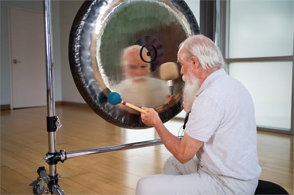 Gong Training with Siri Bahadur Khalsa event at Flow Yoga North Loop
